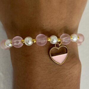 Pink and white heart charm bracelet #heartjewellery